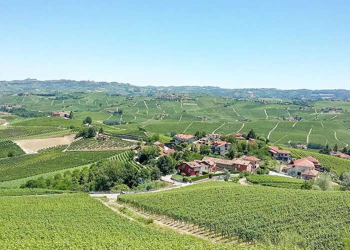 Holiday Home Cannubi In Barolo